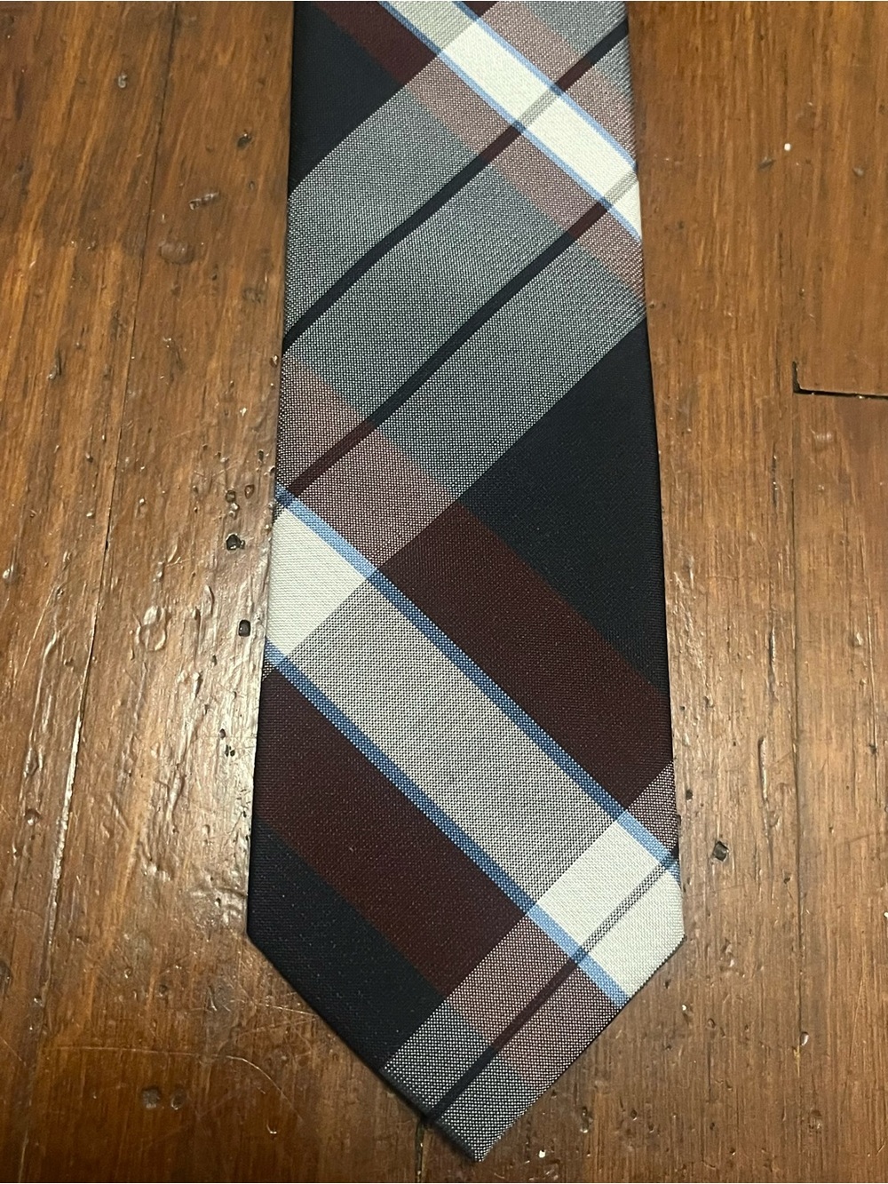 jf j.ferrar Men's Plaid Tie in Navy & Burgundy with Cream and Blue Accents